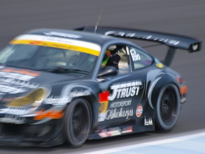 ���]���Q